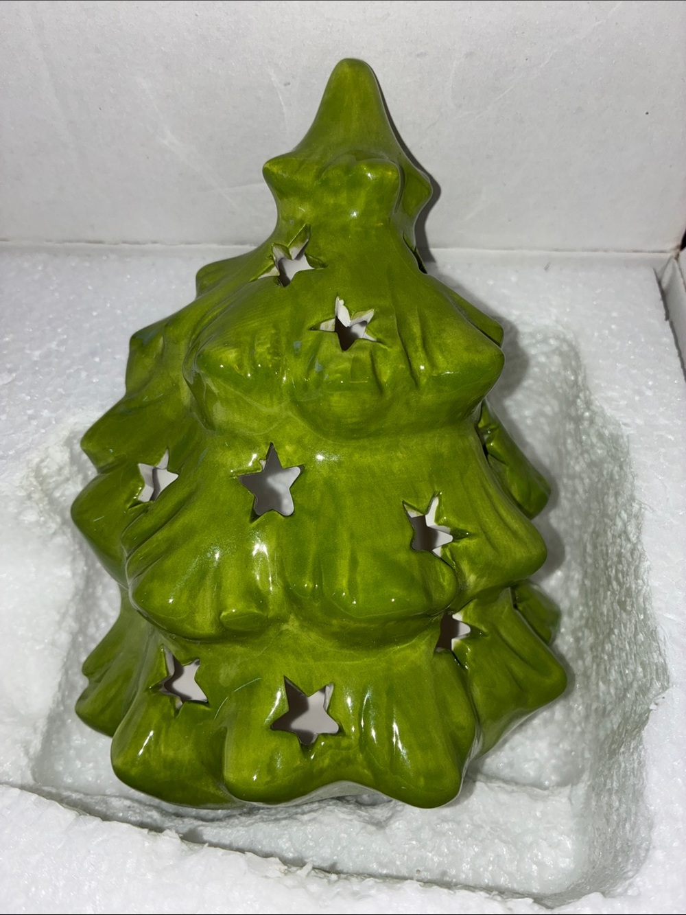 Scentsy Green Ceramic Star-Cut Tree Luminary